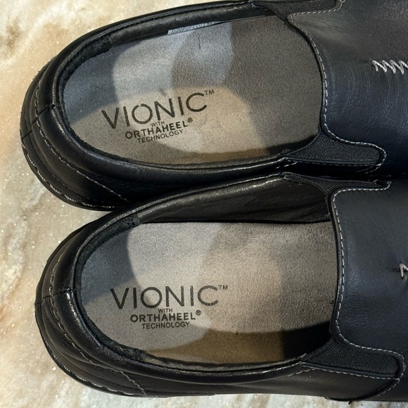 Women’s VIONIC Addison Orthoheel black leather slip on shoes- Size 7 - Picture 3 of 6